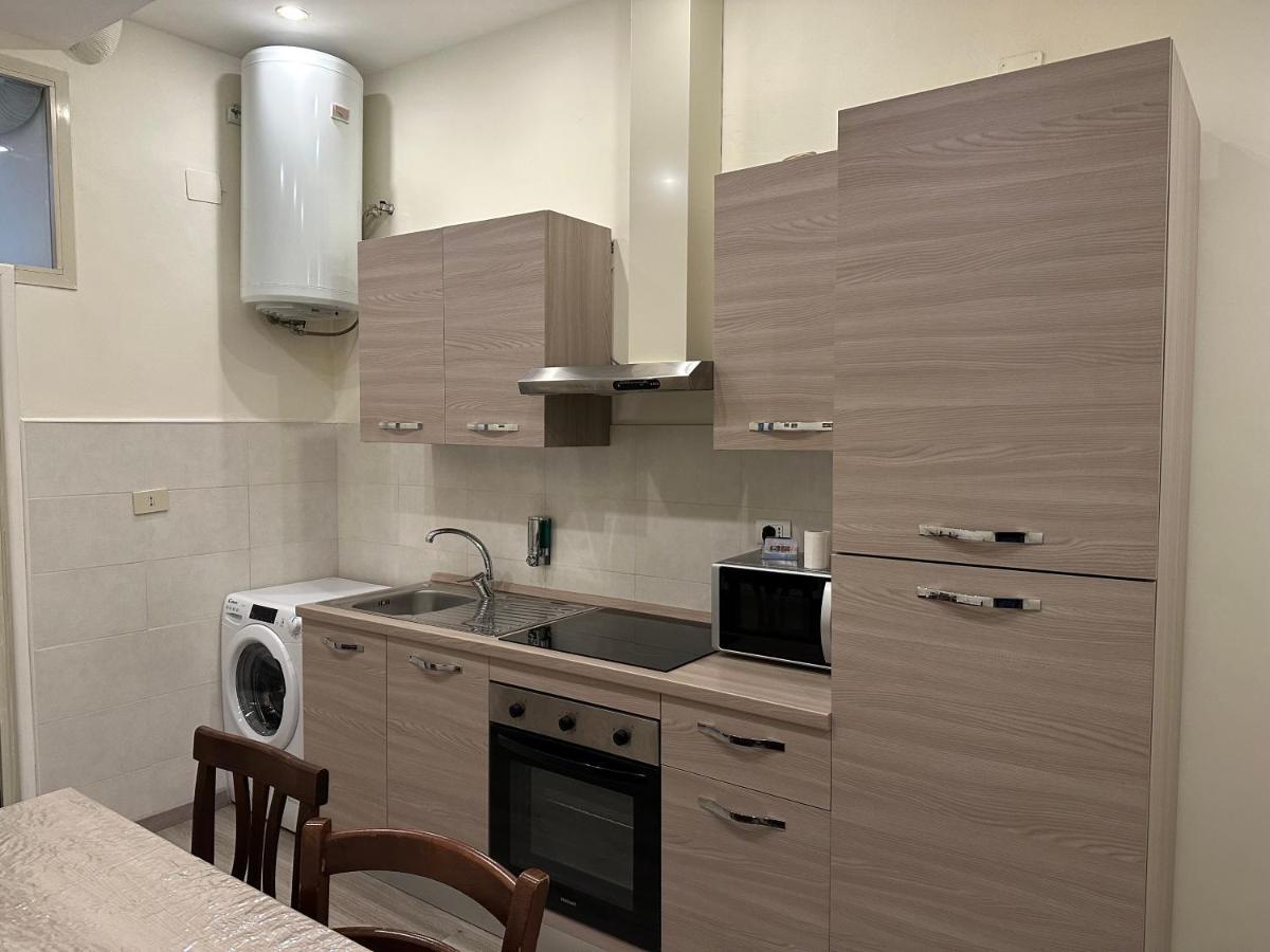 Casa Vacanza Vahid Рим Екстериор снимка
